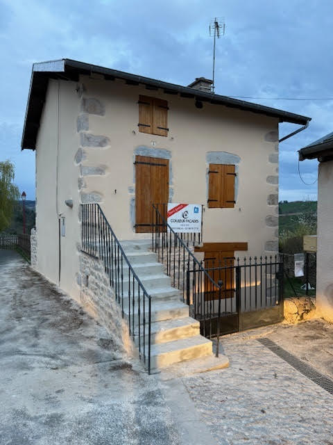 29 enduit - après -photo-facade-petite-maison-enduit-beige-pierres-apparentes